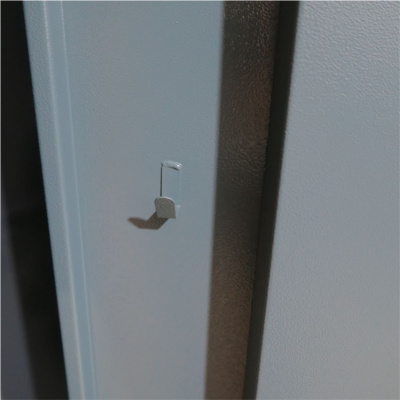 Оружейный сейф Stalker S5 (фото), размеры: 1500x300x200 мм., для хранения 3-4 руж. высотой до 1290 мм.